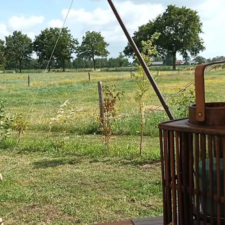 Lodge De Langenbrinck Eerlijk Heerlijk Overnachten In Blokhut En Ingerichte Tent
