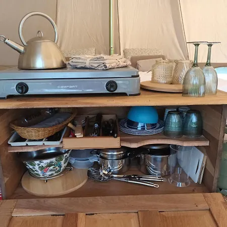 De Langenbrinck Eerlijk Heerlijk Overnachten In Blokhut En Ingerichte Tent Lodge Breedenbroek