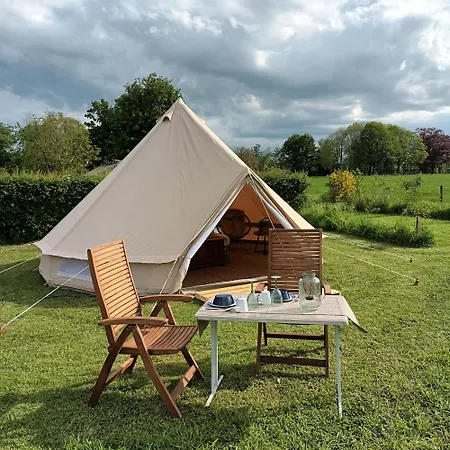 De Langenbrinck Eerlijk Heerlijk Overnachten In Blokhut En Ingerichte Tent