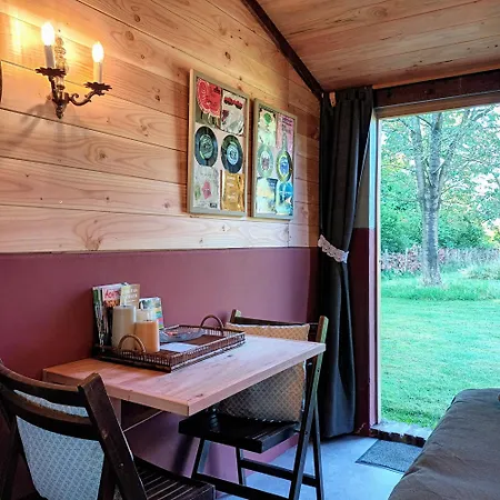 De Langenbrinck Eerlijk Heerlijk Overnachten In Blokhut En Ingerichte Tent Lodge