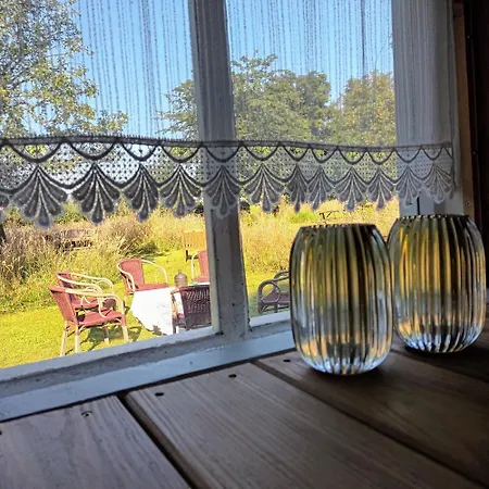 Lodge De Langenbrinck Eerlijk Heerlijk Overnachten In Blokhut En Ingerichte Tent