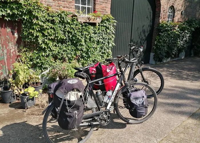 De Langenbrinck Eerlijk Heerlijk Overnachten In Blokhut En Ingerichte Tent *