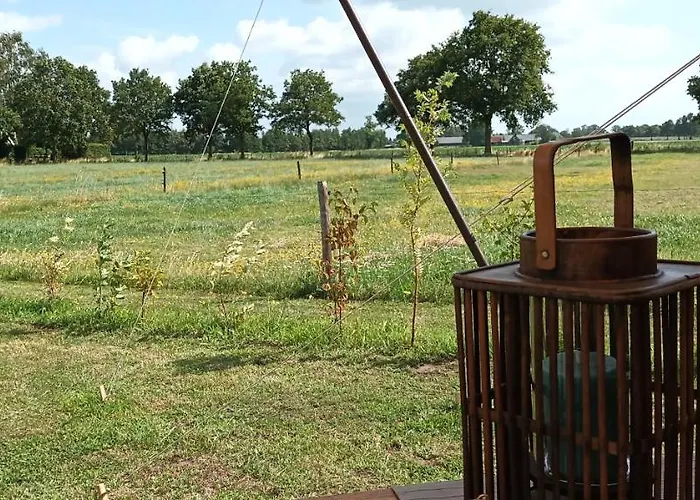 Lodge De Langenbrinck Eerlijk Heerlijk Overnachten In Blokhut En Ingerichte Tent
