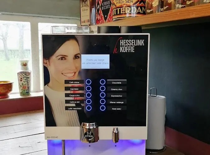 Lodge De Langenbrinck Eerlijk Heerlijk Overnachten In Blokhut En Ingerichte Tent Breedenbroek