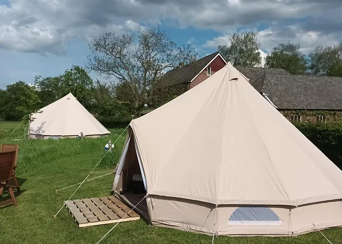 Lodge De Langenbrinck Eerlijk Heerlijk Overnachten In Blokhut En Ingerichte Tent Breedenbroek