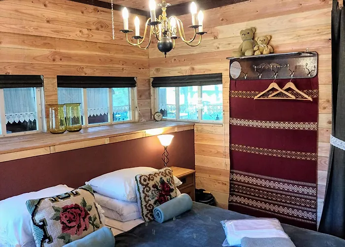 Lodge De Langenbrinck Eerlijk Heerlijk Overnachten In Blokhut En Ingerichte Tent Breedenbroek